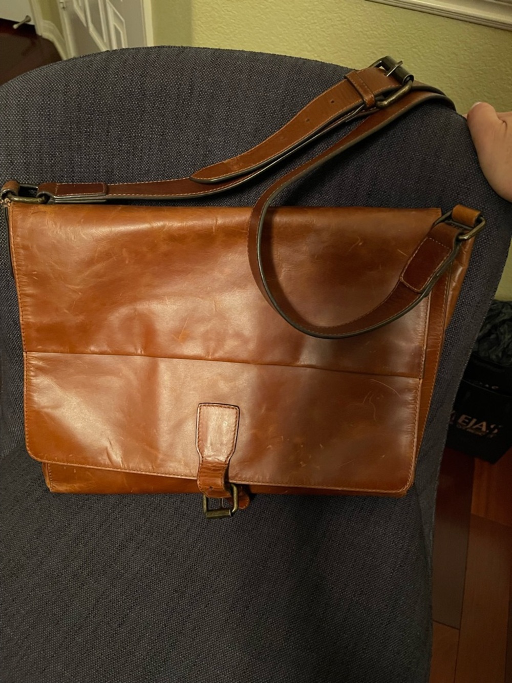 Wilson’s Leather: Classic Brown Leather Messenger/Laptop Bag.